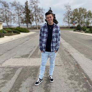 Meet your Posher, Holly